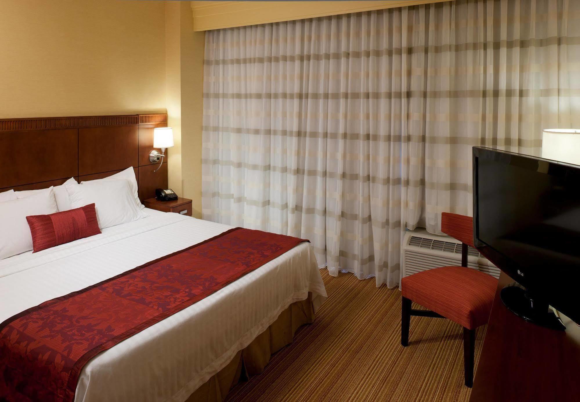 Courtyard Bristol Otel Dış mekan fotoğraf